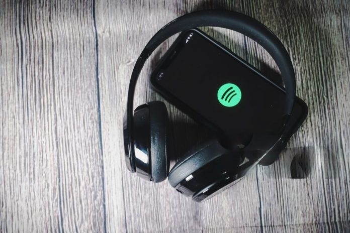 Video Podcasts Take Center Stage on Spotify: A 39% Surge in 2024
